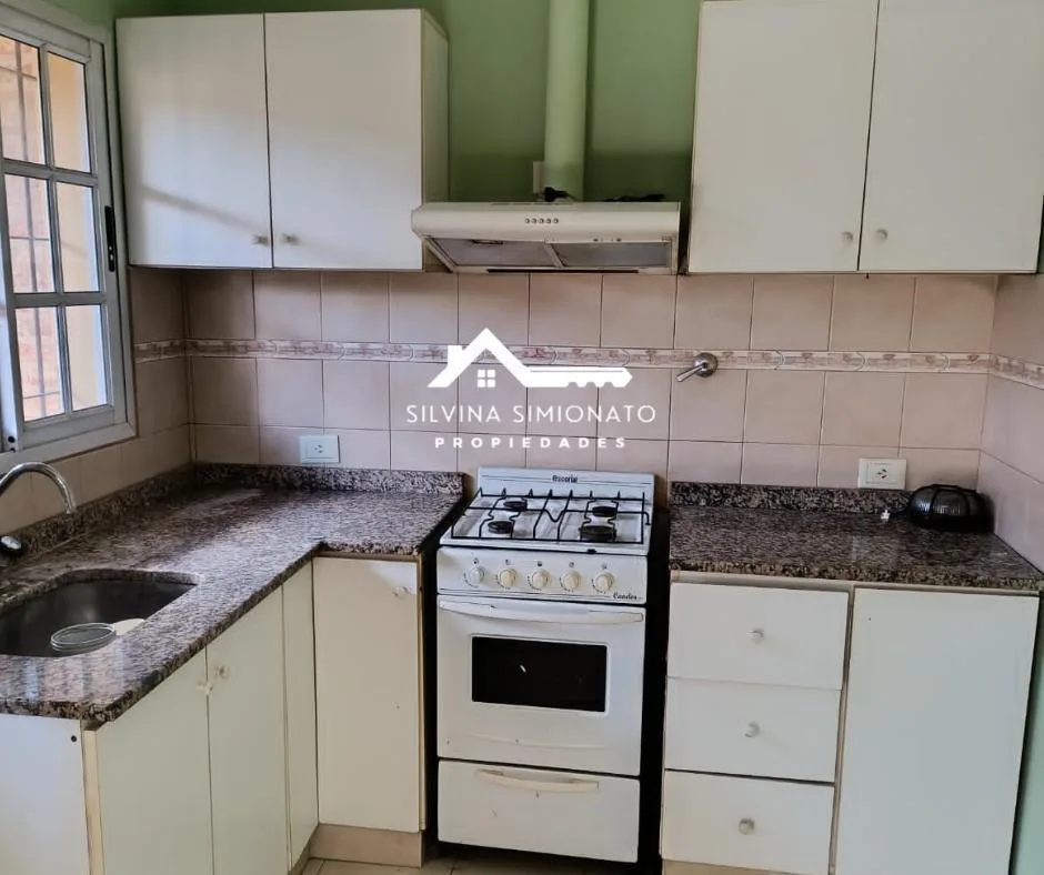 Casa de 2 dormitórios em Luján