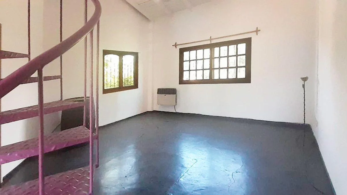 PH de 2 ambientes al frente en Hurlingham