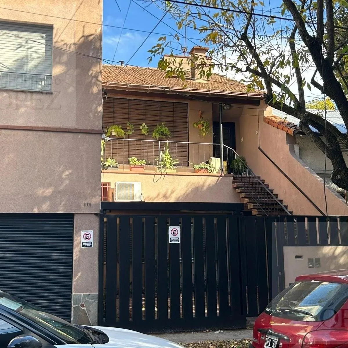 PH de três ambientes com pátio em Florida