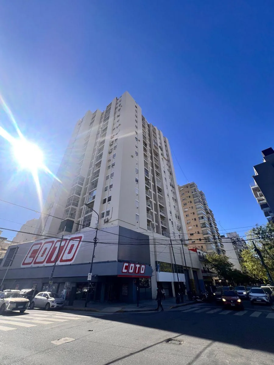 Departamento de 3 dormitorios con balcón en Villa Urquiza