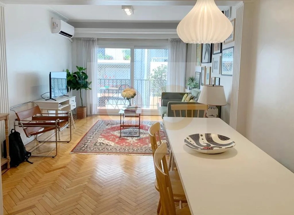 Apartamento mobiliado de 5 ambientes em Recoleta