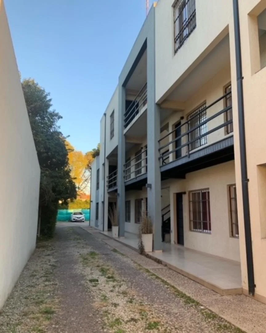 Studio apartment with parking in Pilar