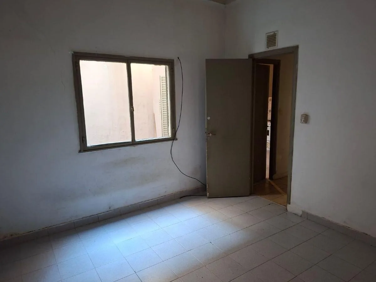 Departamento de 2 ambientes en Flores