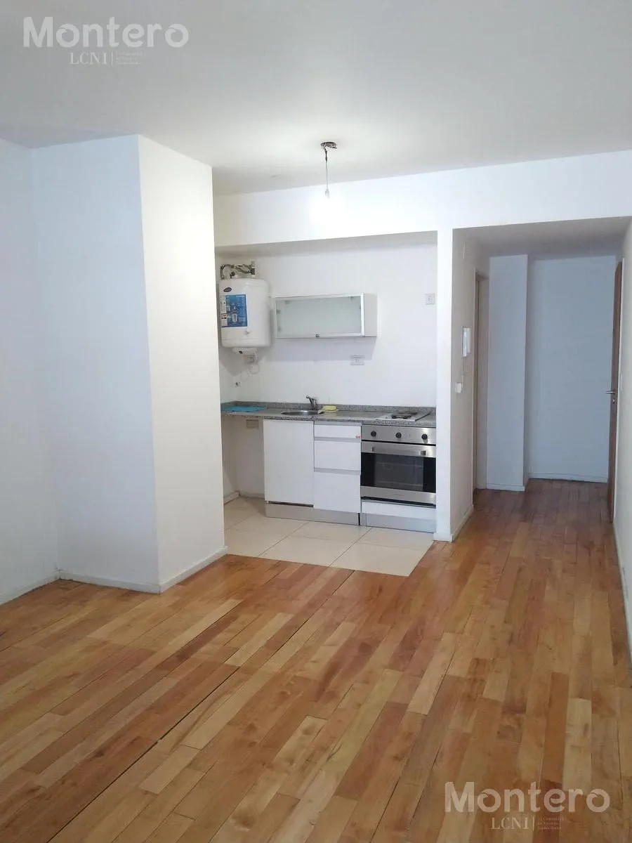 Квартира-студия с патио и парковочным местом в Almagro