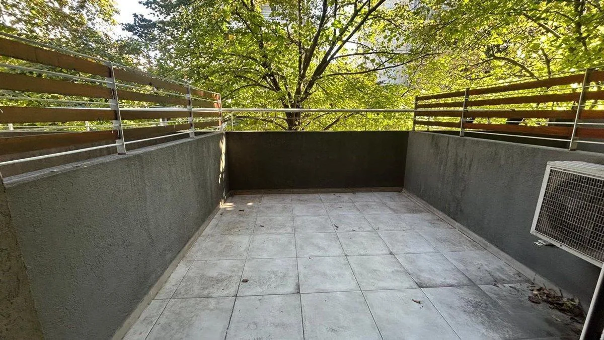 Monoambiente con balcón terraza en Villa Urquiza