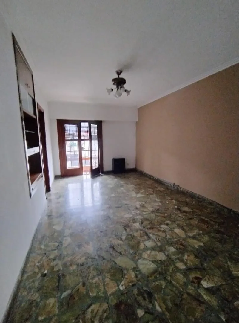 Casa Tres Ambientes en Dos Plantas