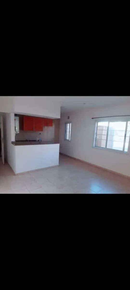 PH de 3 ambientes con patio en Wilde