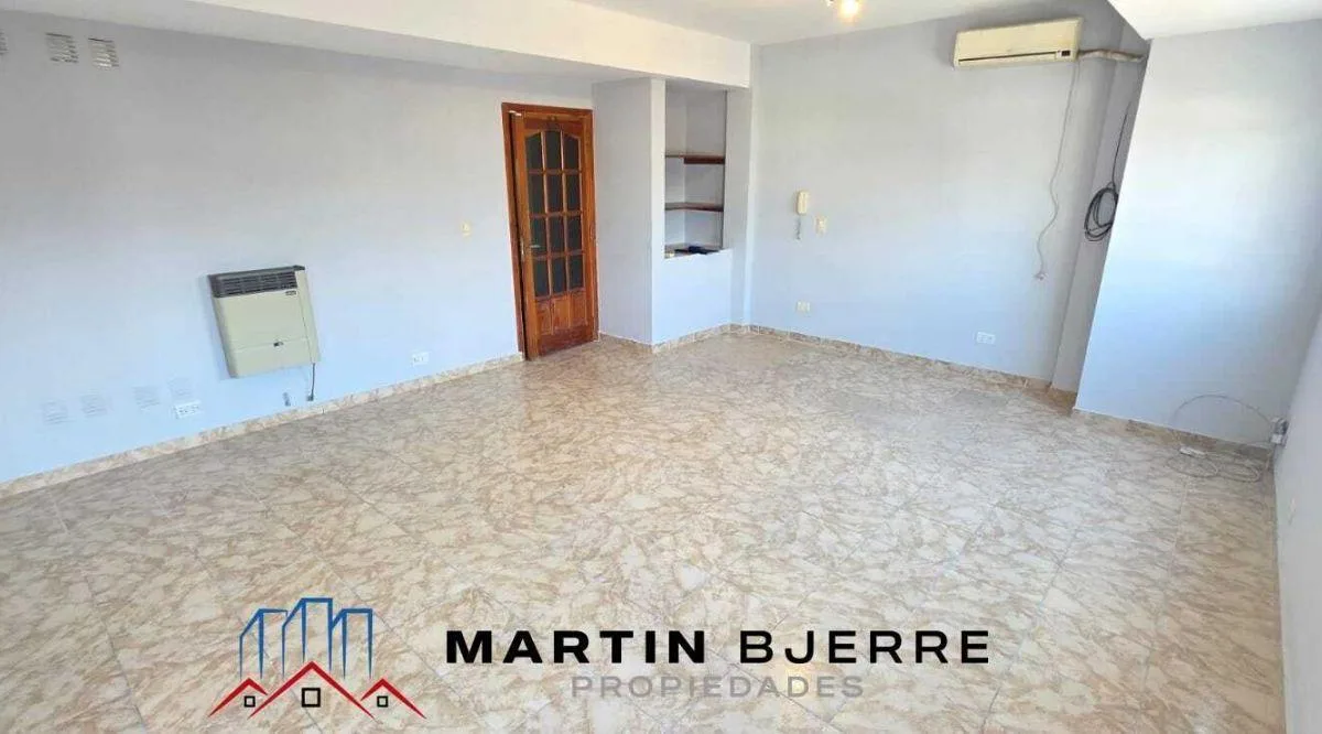 Two-room apartment on first floor in La Tablada