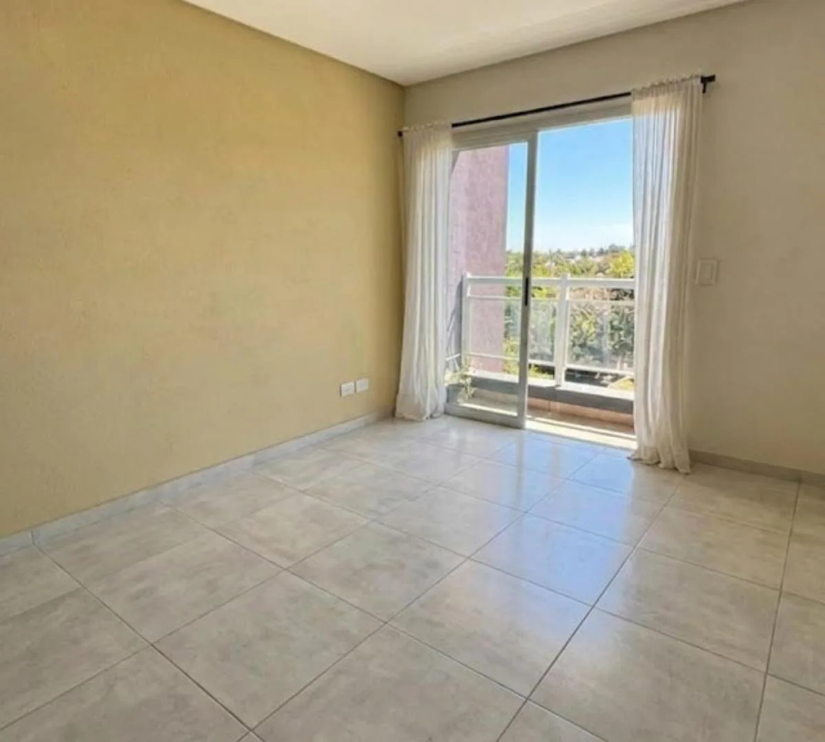 Departamento Alquiler 2 Ambientes Cochera Moron