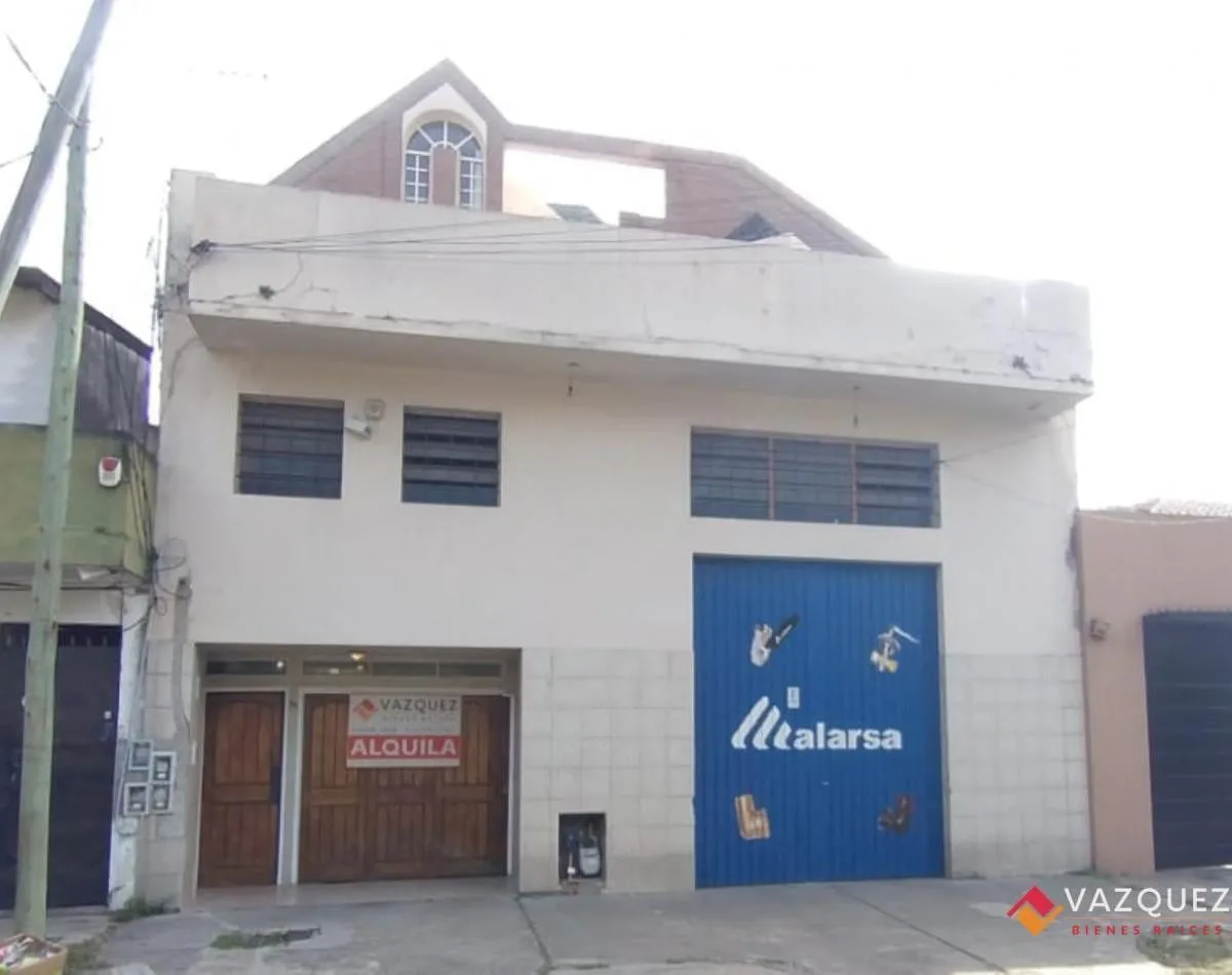 Departamento independiente de 4 ambientes con garage