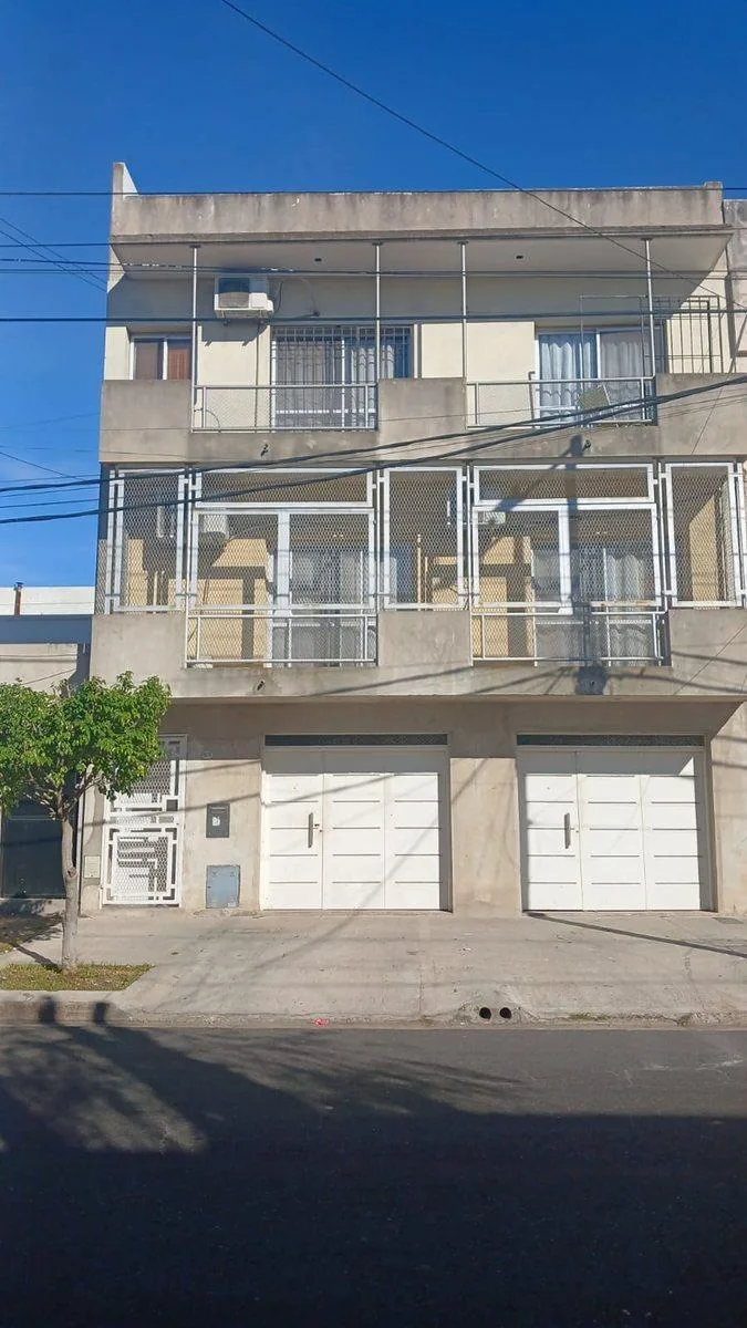 Two-bedroom apartment in Avellaneda