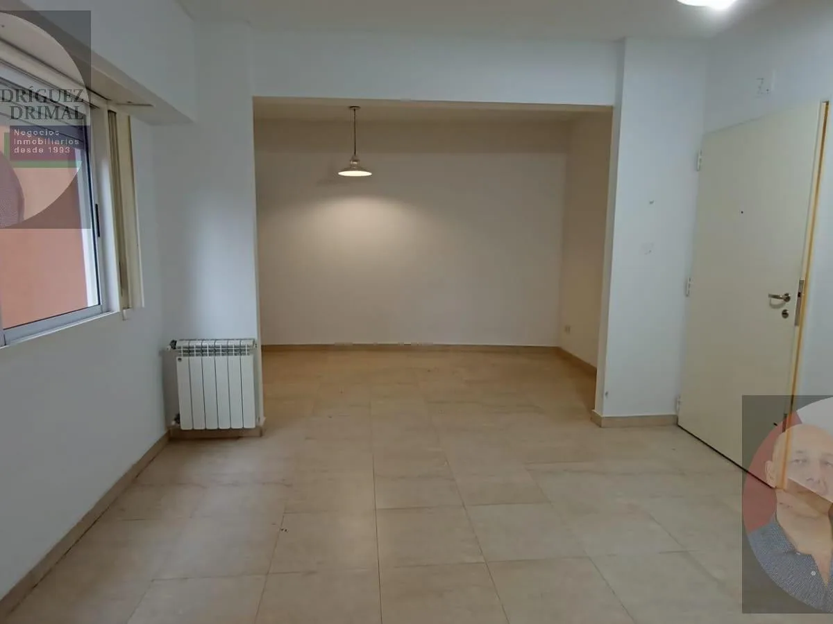 Departamento a 1 Cuadra de La Estacion, en Edificio con Pileta y Gimnasio!