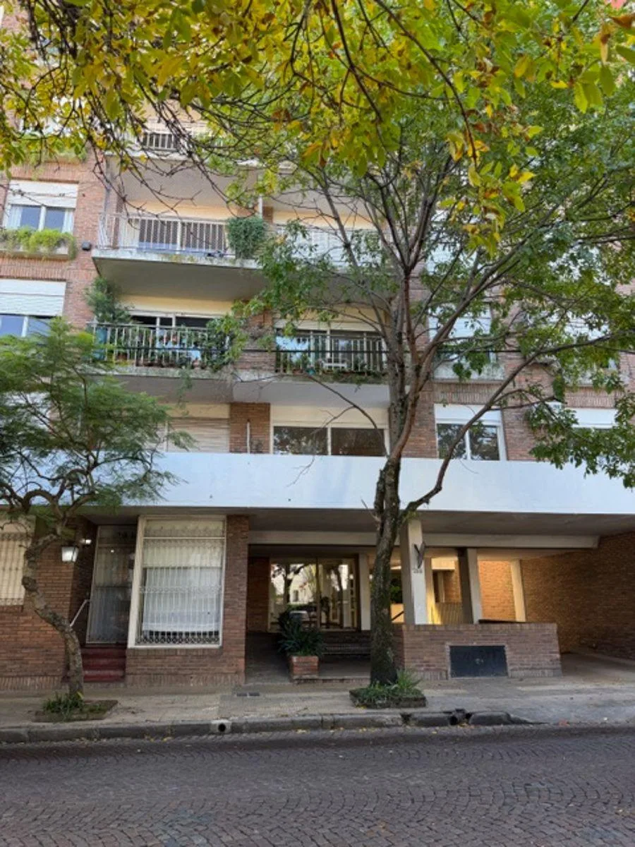 Three-room apartment with parking in San Isidro