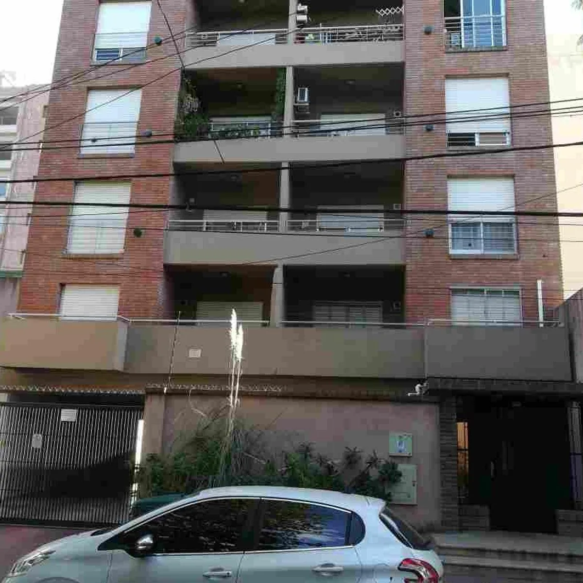 Apartamento de dois ambientes com 1 dormitório em San Fernando