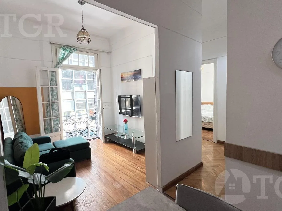 Apartamento de três ambientes mobiliado em San Nicolás