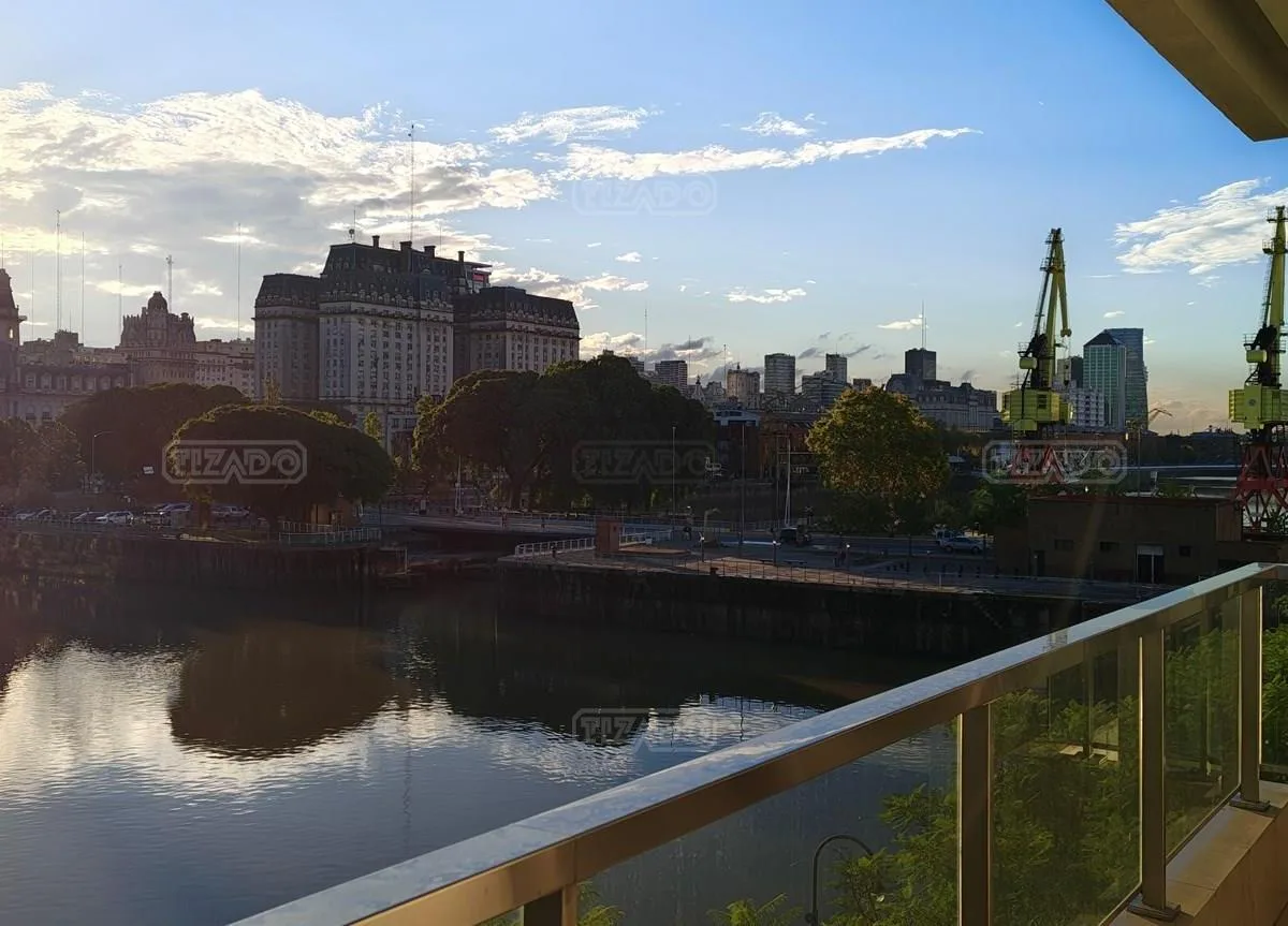 Departamento de 4 ambientes en Puerto Madero