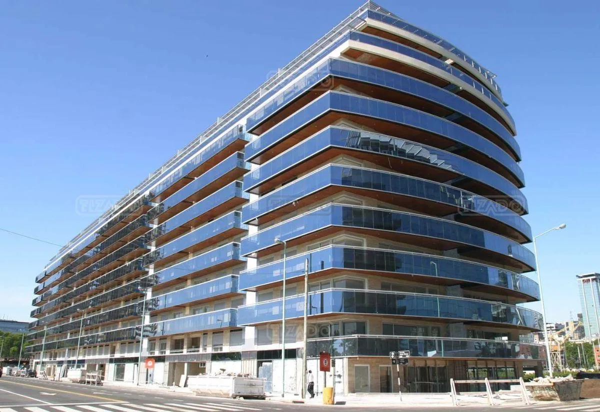 Apartamento de 2 ambientes com 1 suíte em Puerto Madero