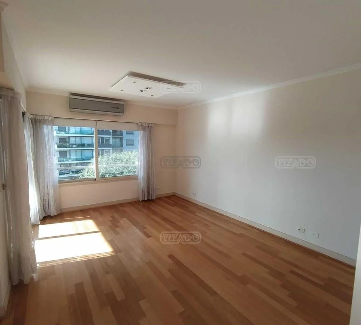 Apartamento de 2 dormitórios em Puerto Madero