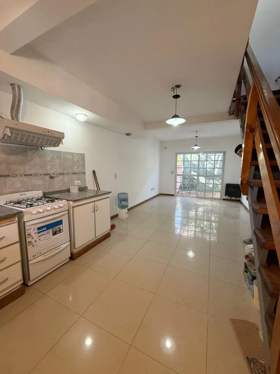 Hermoso Depto. 3 Amb. - Alquiler en Monte Grande Centro