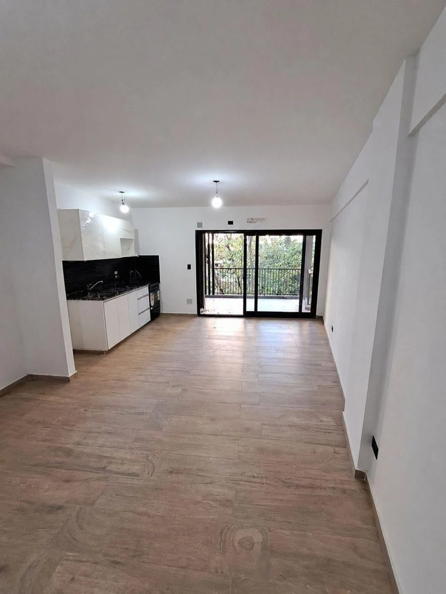 Alquiler Monoambiente con Balcon Caballito