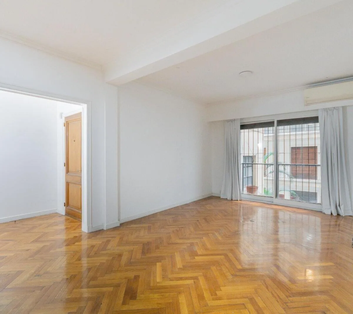 Alquiler Departamento 4 Ambientes C/dependencia y Baulera en Recoleta