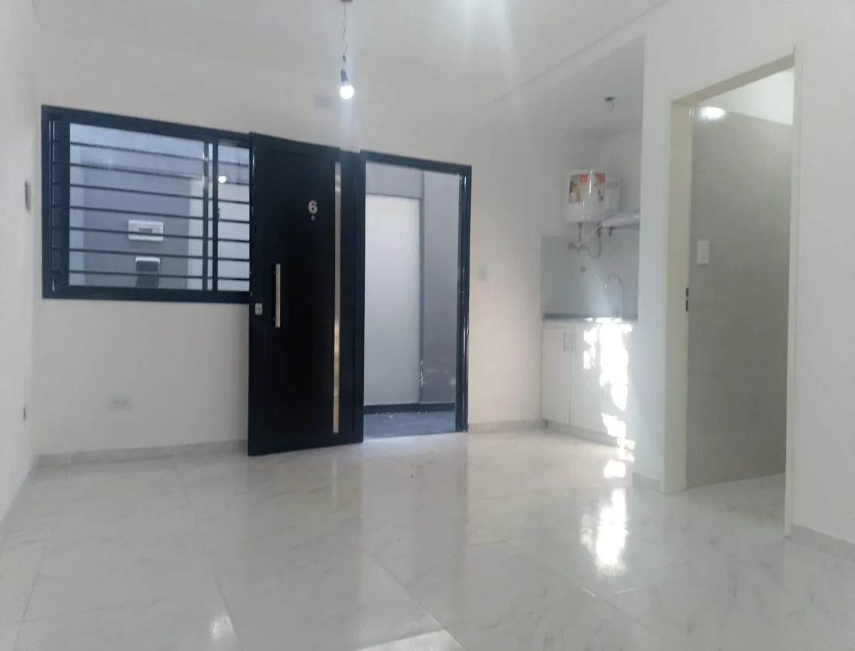 Kitnet novo na esquina de Gorriti e Olazábal em Lomas