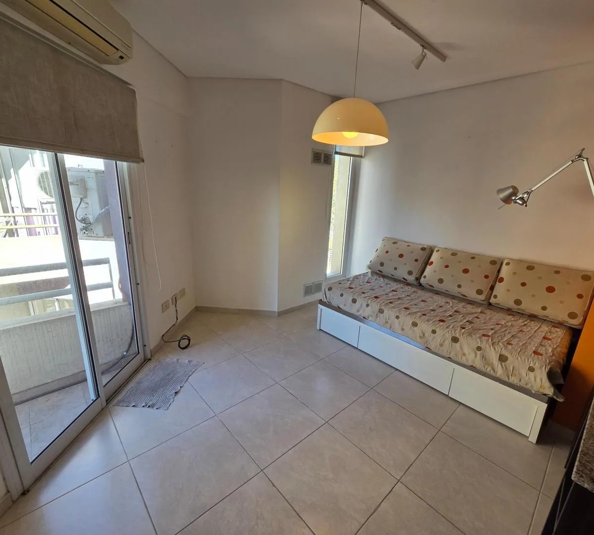 Apartamento de um ambiente com varanda em Lomas de Zamora