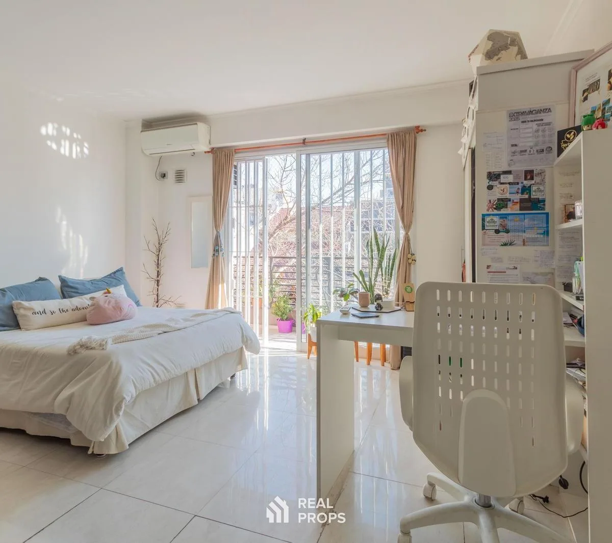 Alquiler Departamento Monoambiente con Balcón Barrio Monte Castro