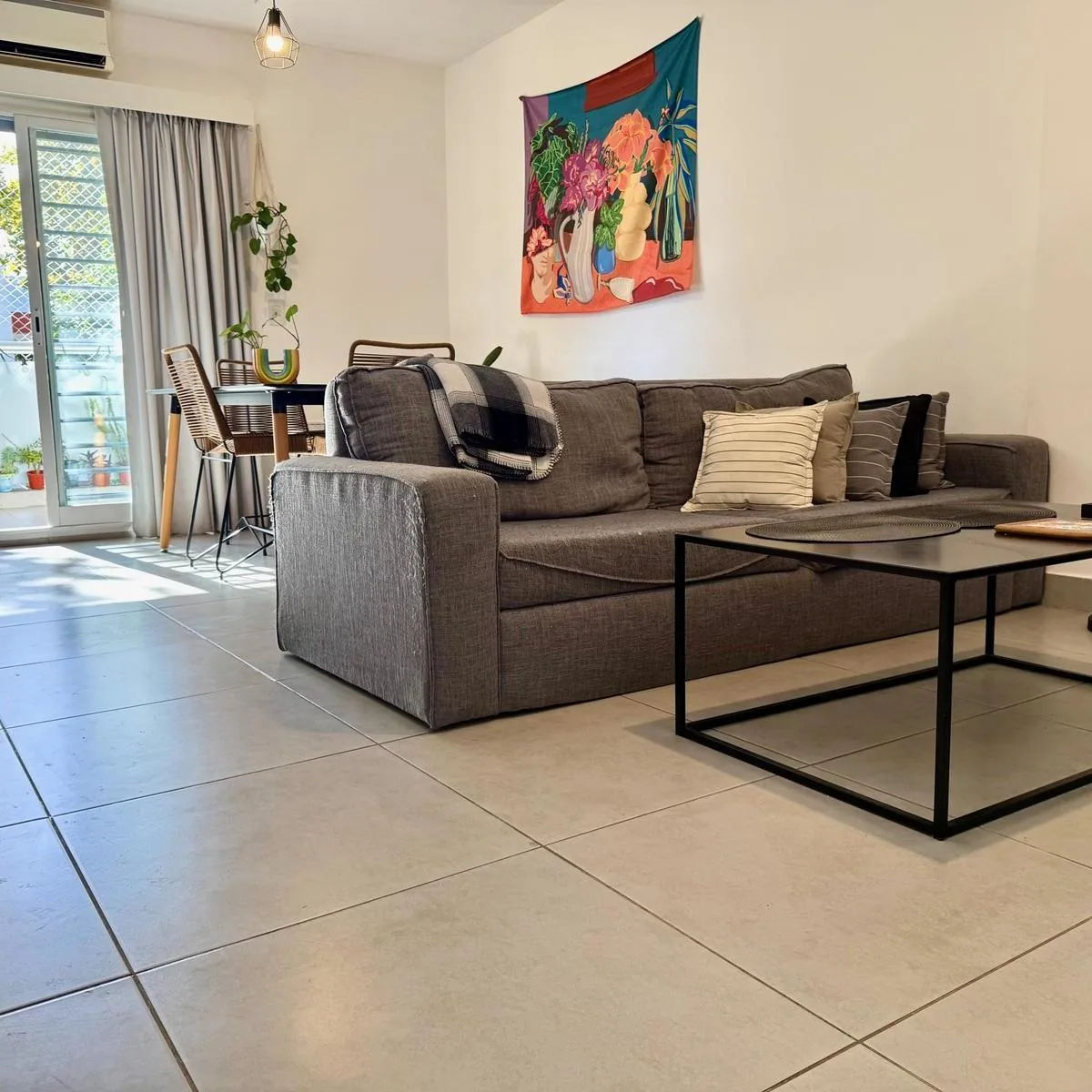 Departamento de 2 ambientes con balcón en Florida