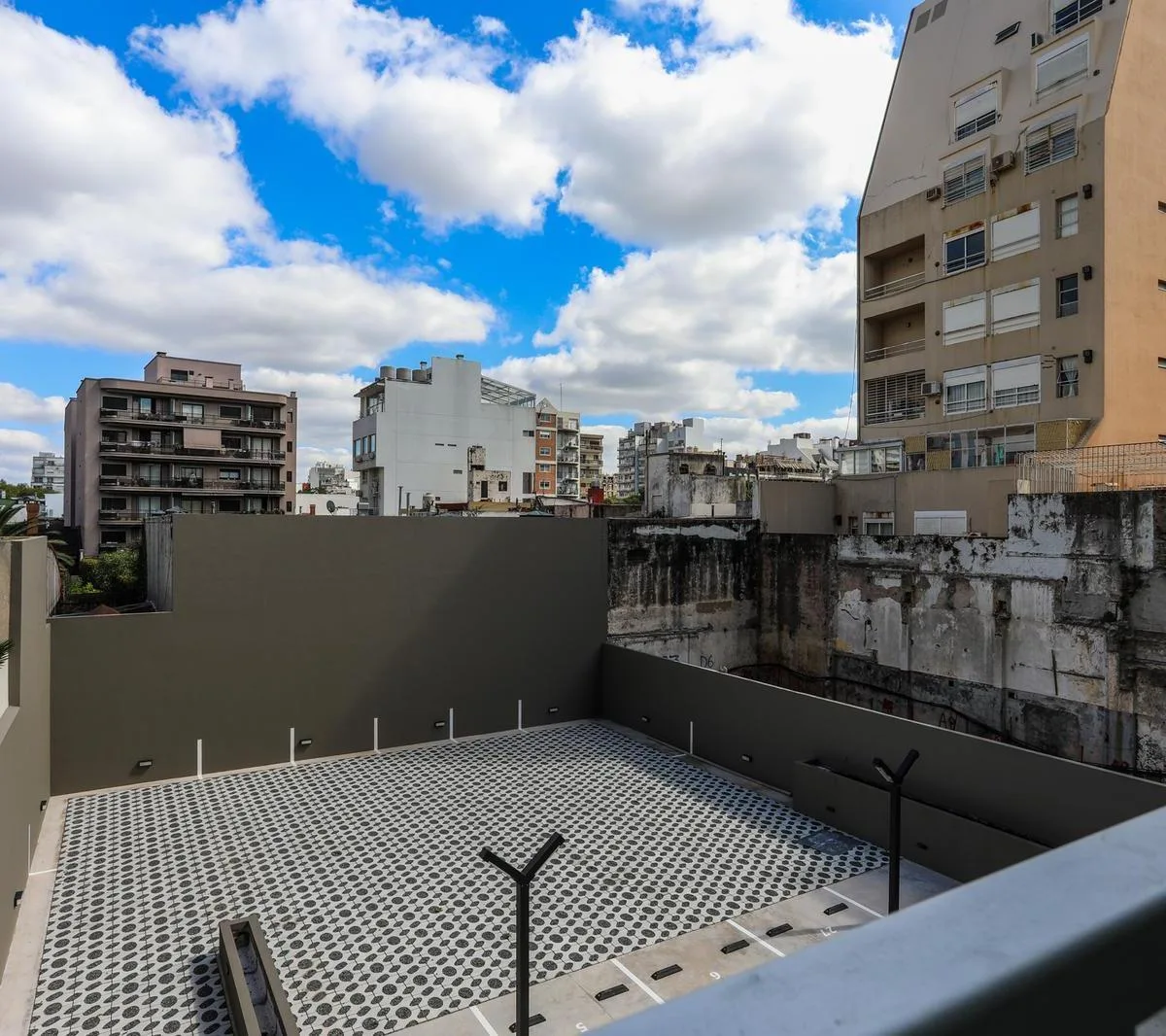Alquiler Departamento de 2 Ambientes a Estrenar Muy Luminoso. Edificio con Sum y Parrilla