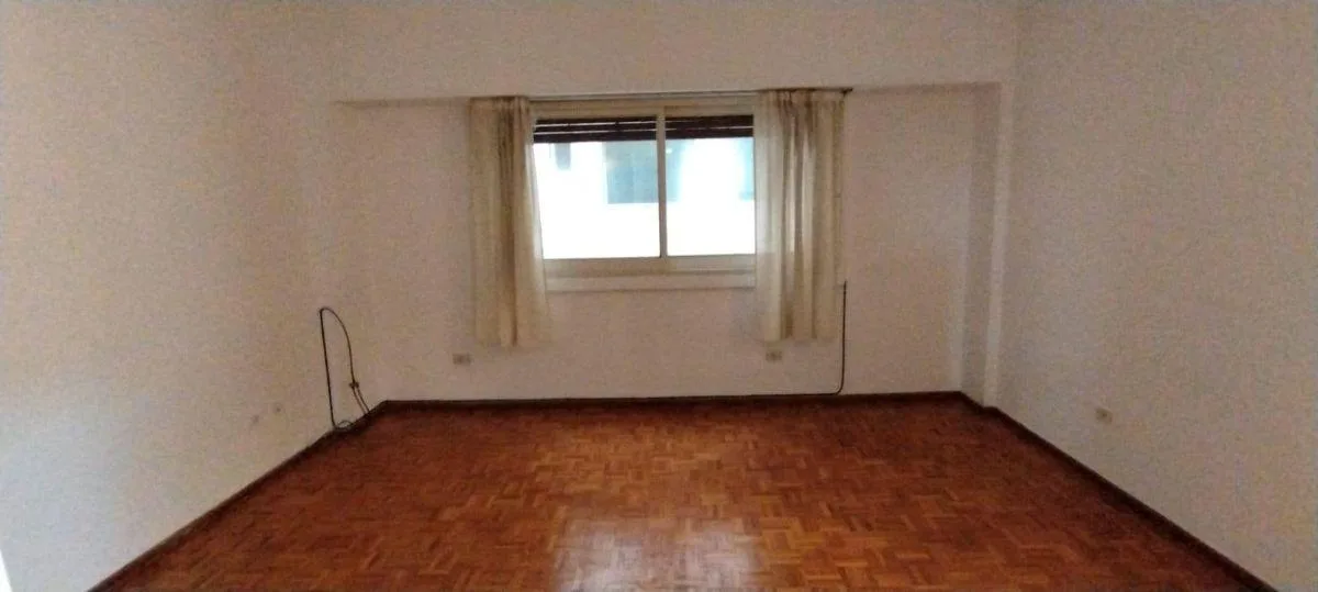 Monoambiente con cocina separada en Villa Urquiza
