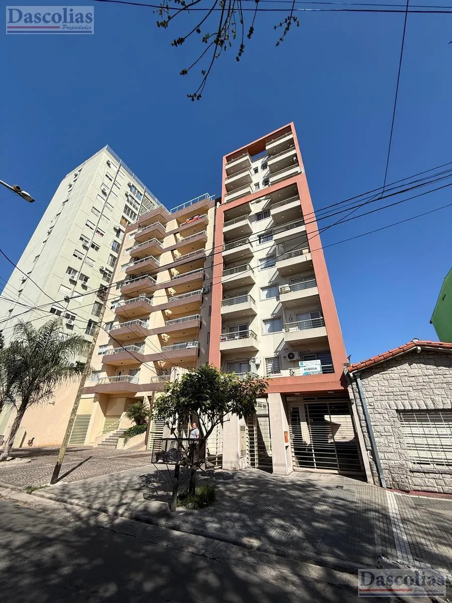Departamento de 2 Ambientes con Cochera