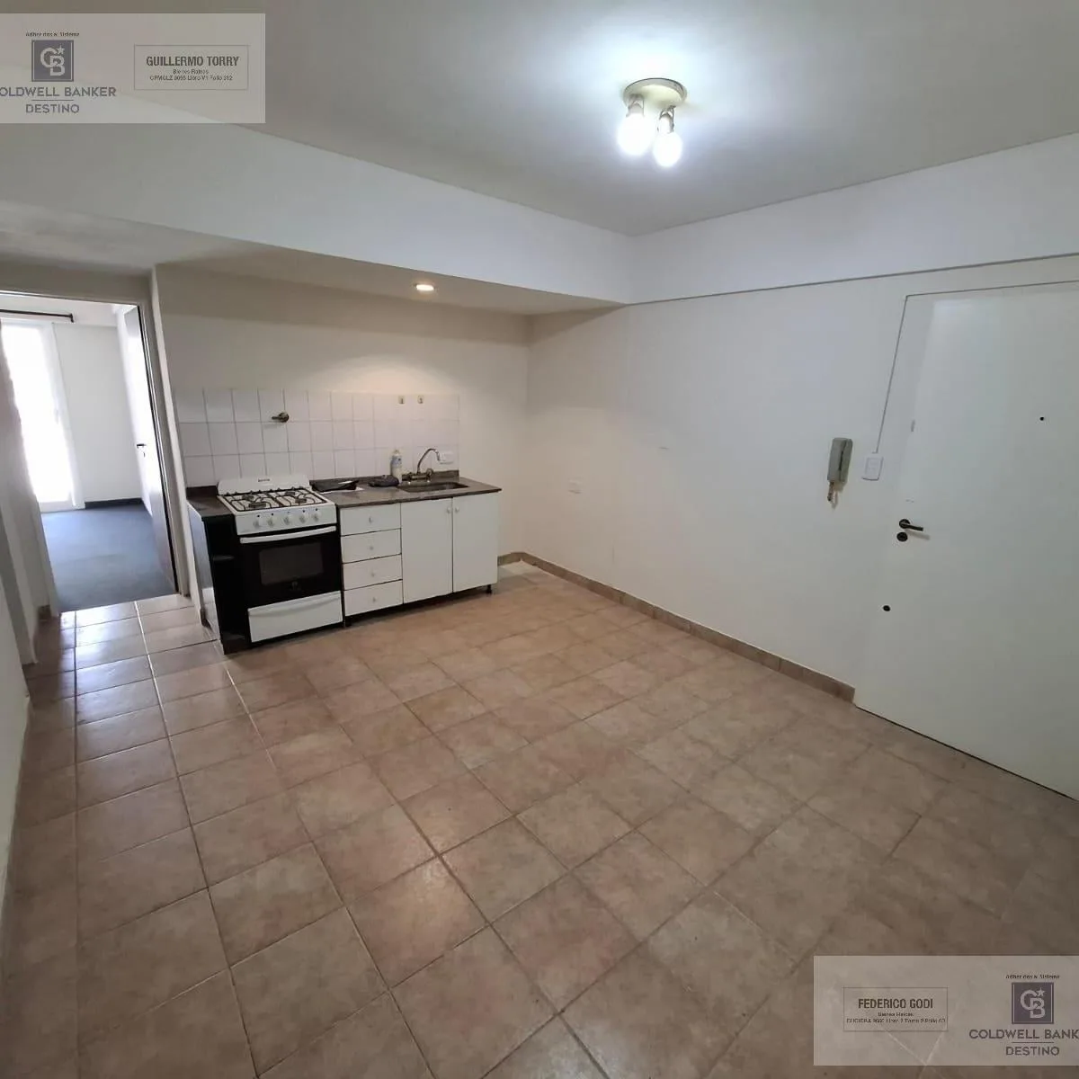 Departamento de 2 ambientes con balcón en Lanús Oeste
