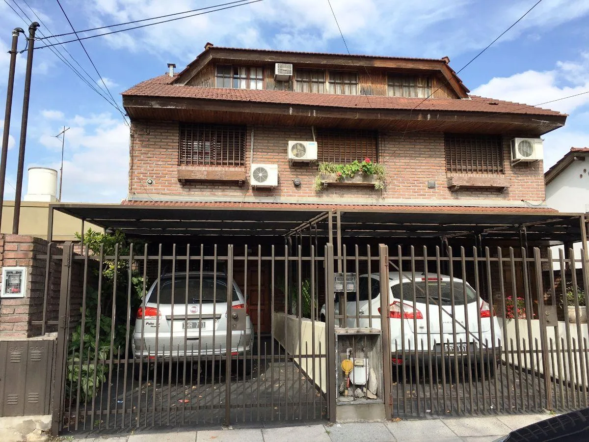 Duplex with garden in Florida Oeste