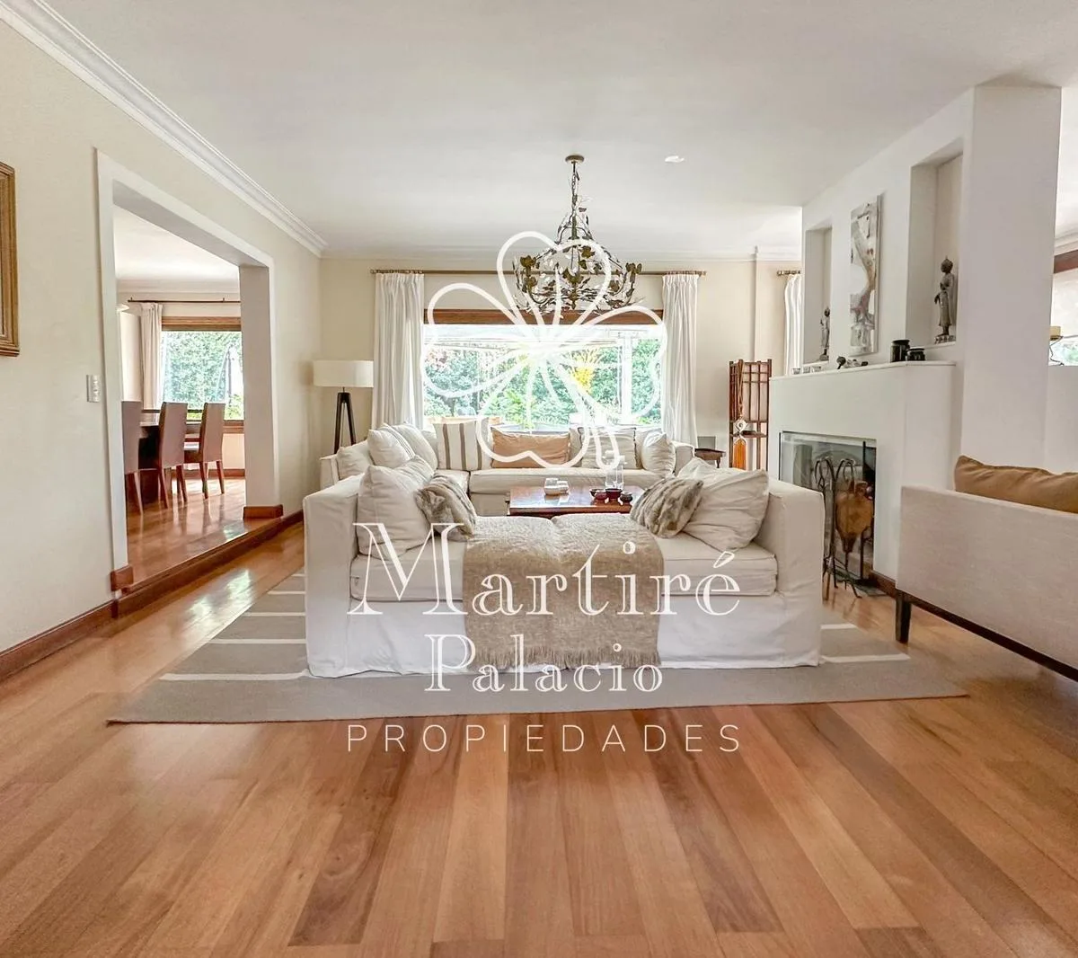 Six-bedroom house in Club Newman, Tigre