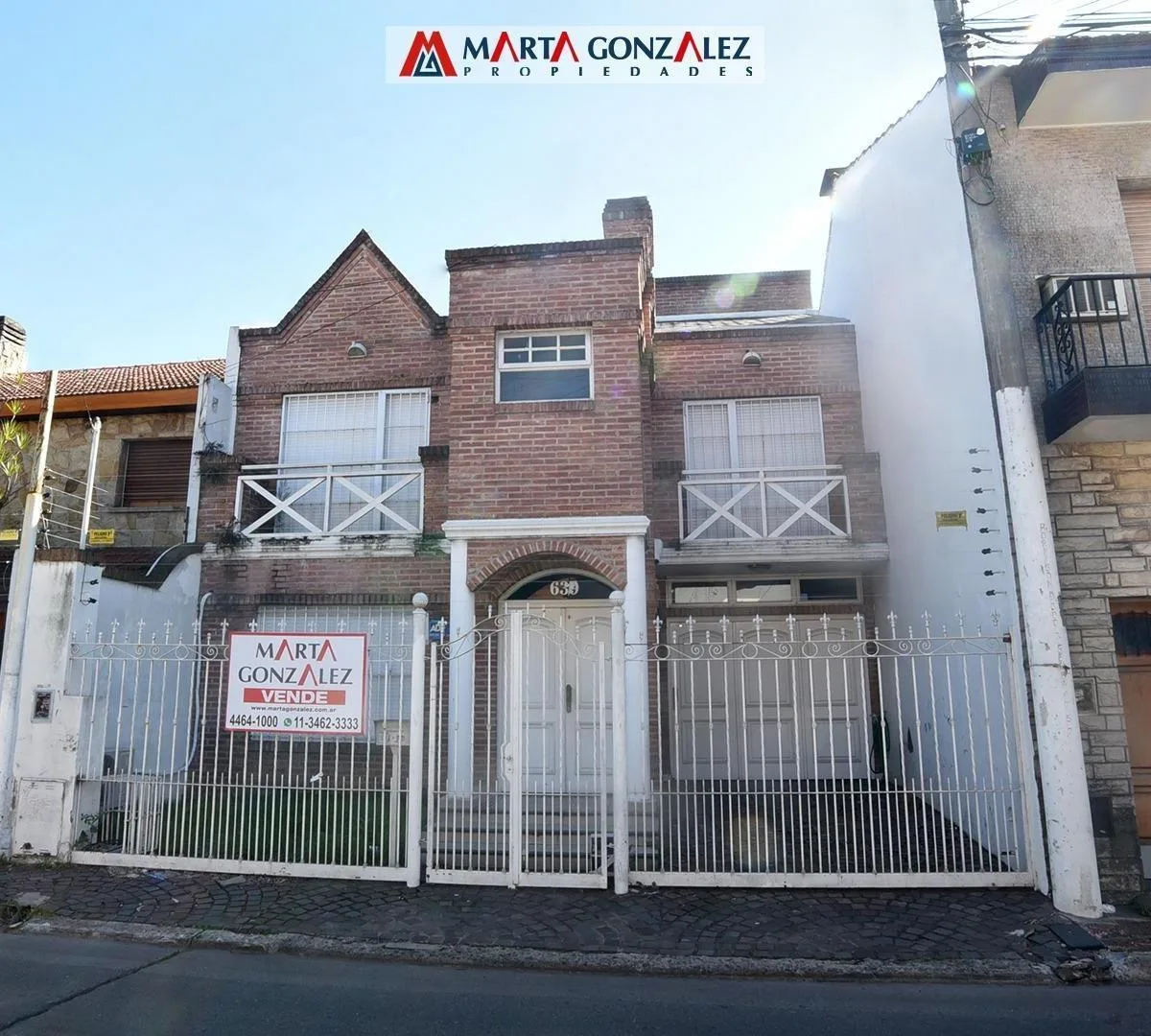 Four-bedroom house in Morón
