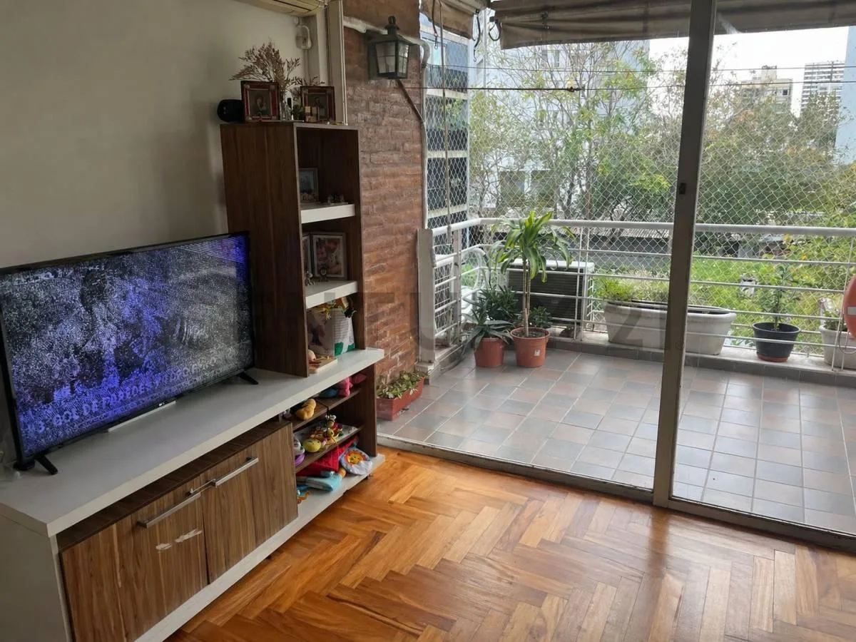 Three-bedroom apartment with parking in Núñez