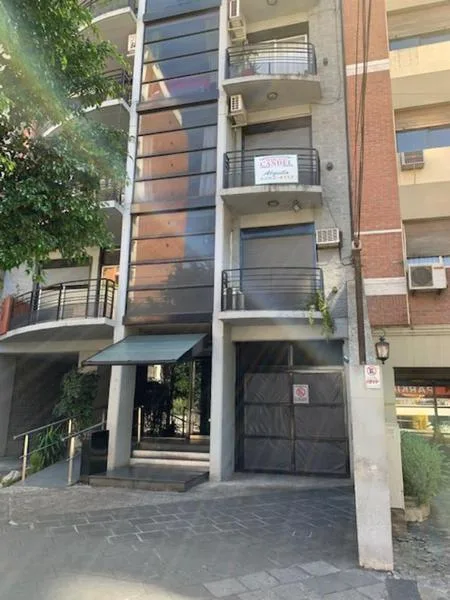 Квартира с двумя комнатами для офиса в Lomas de Zamora Oeste