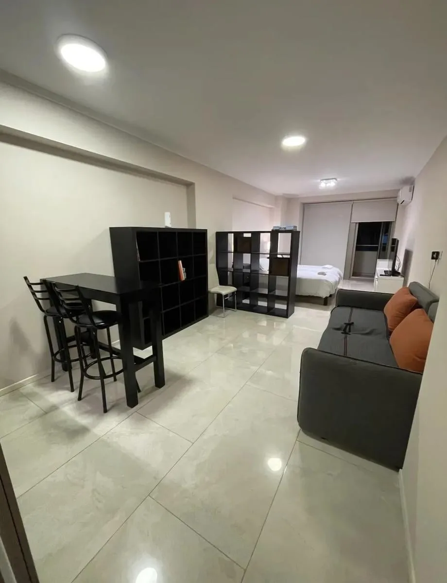 Furnished studio apartment in Recoleta