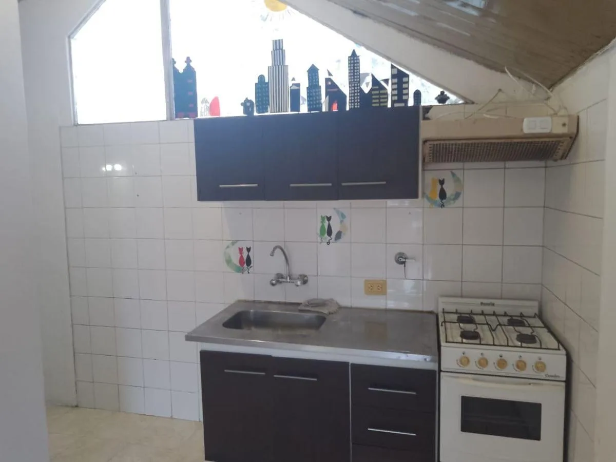 Alquiler de Departamento Monoambiente en Planta Baja en Castelar, Morón