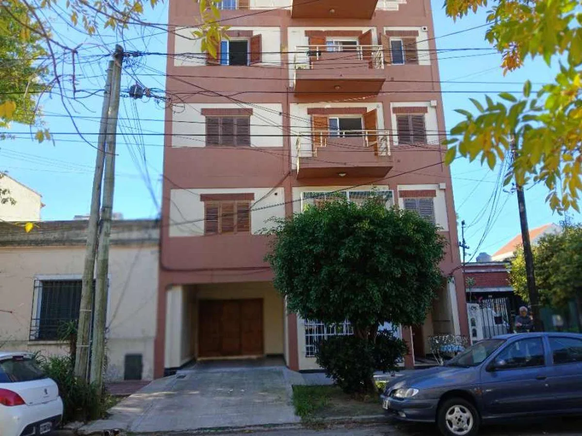 2-room front-facing with balcony