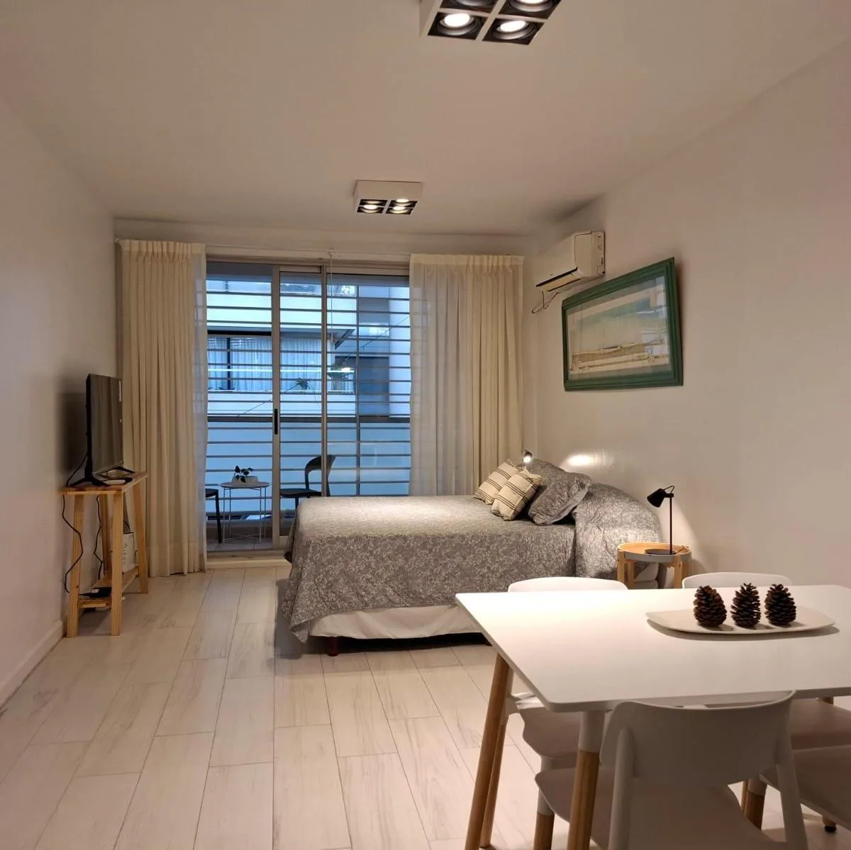 Departamento monoambiente con balcón en Palermo