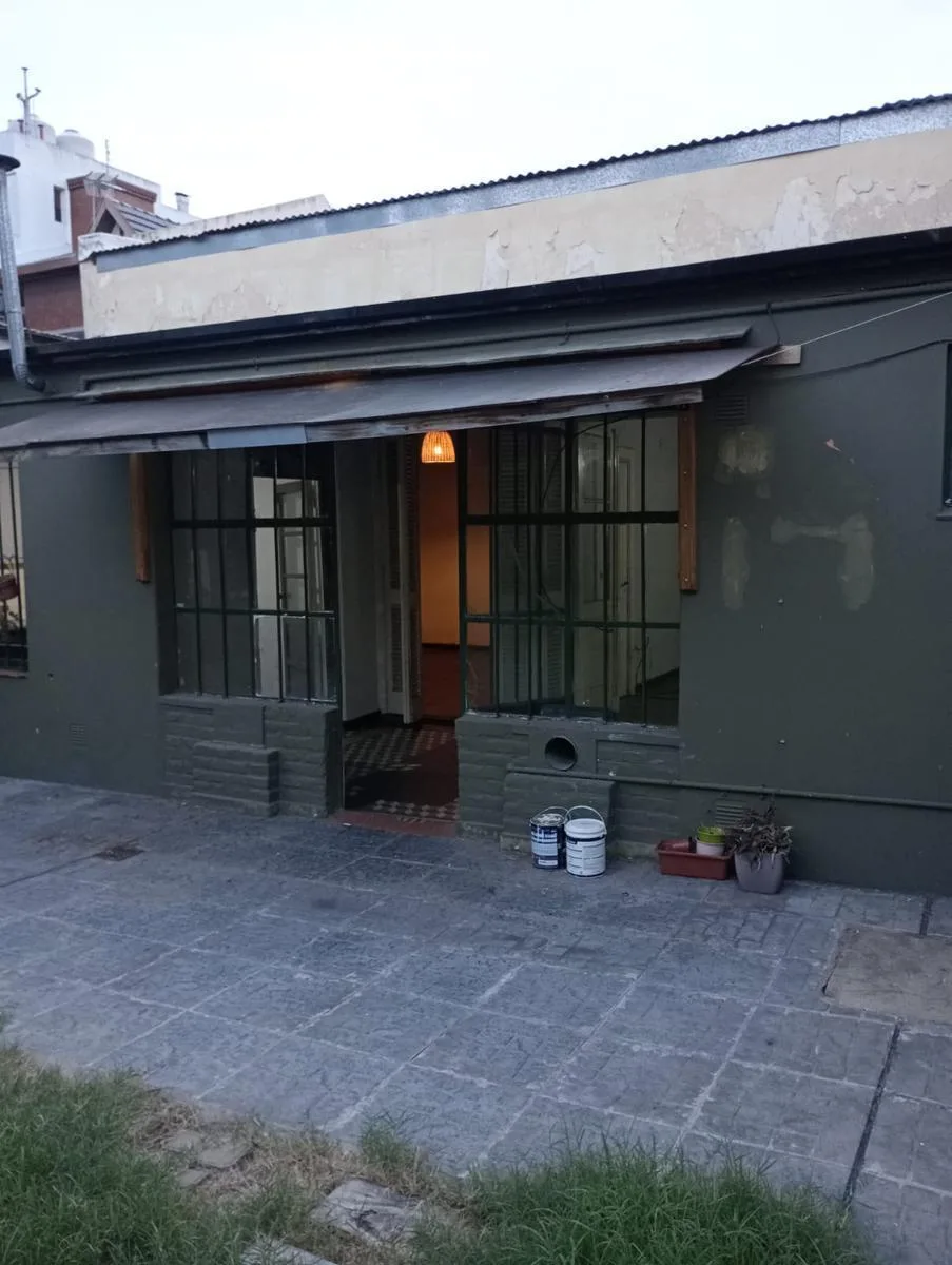 Three-room PH in Lomas de Zamora without building fees