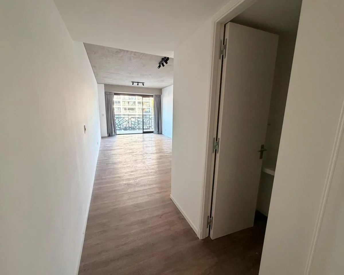 Dos Ambientes en Alquiler Tradicional, Sin Muebles, con Cochera, en Quartier del Bajo - Puerto Madero