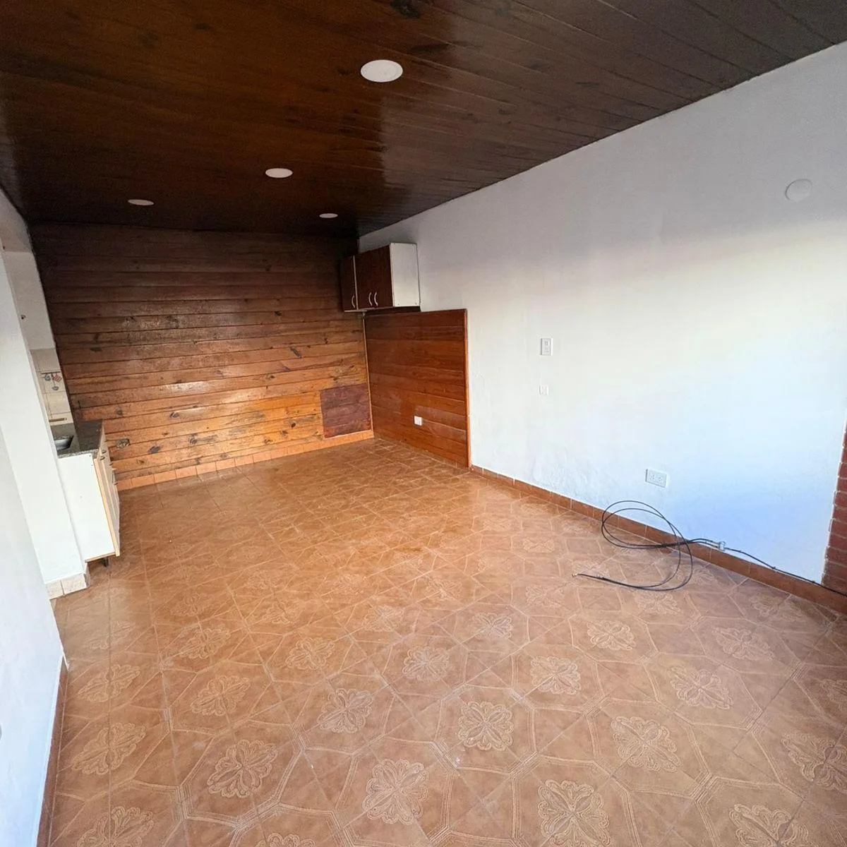 Casa en Alquiler, Burzaco!