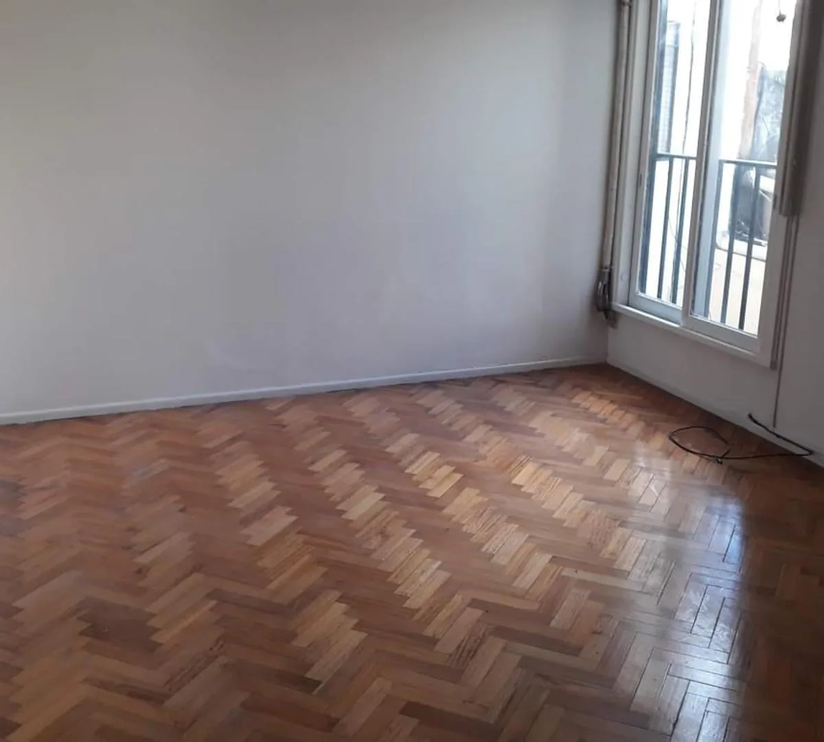 Apartamento de três ambientes em Almagro