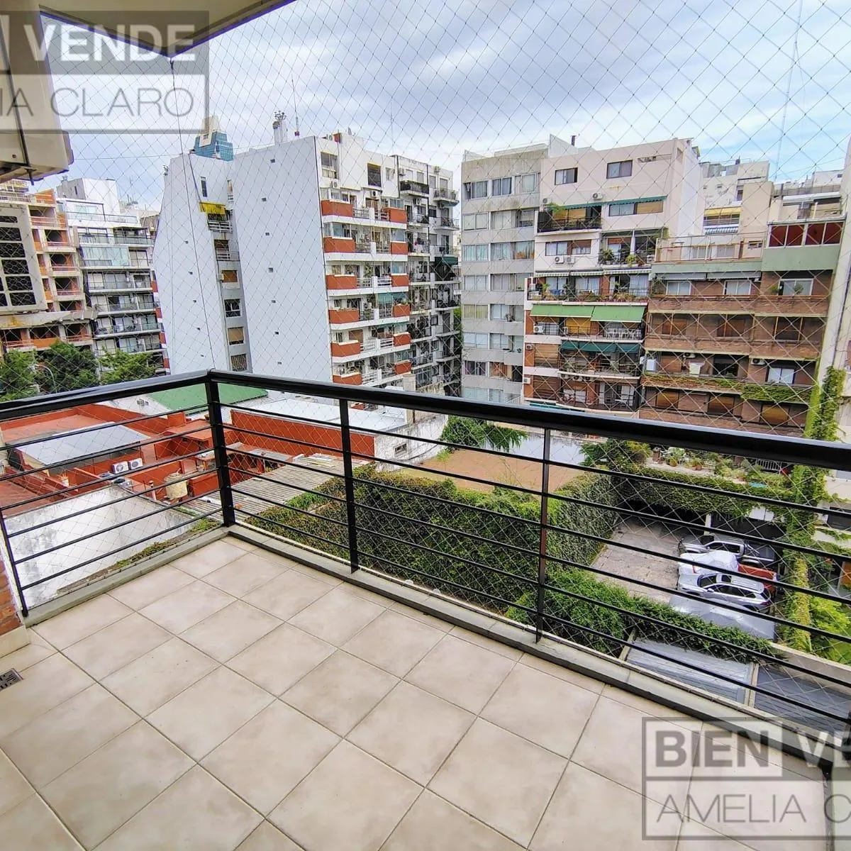 Apartamento de três ambientes com varanda em Belgrano