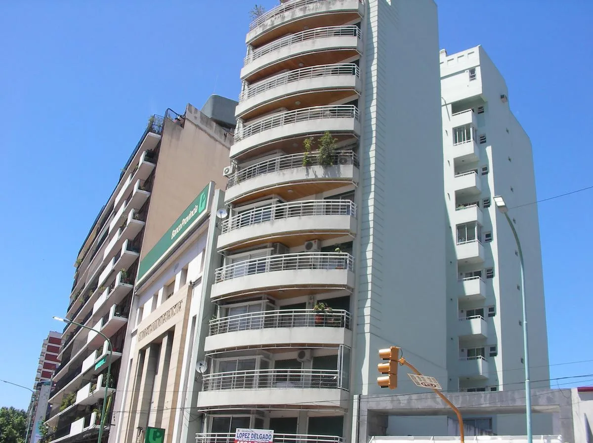 Departamento 1 Amb Contra Frente Cocina Integrada, Amplio Placard