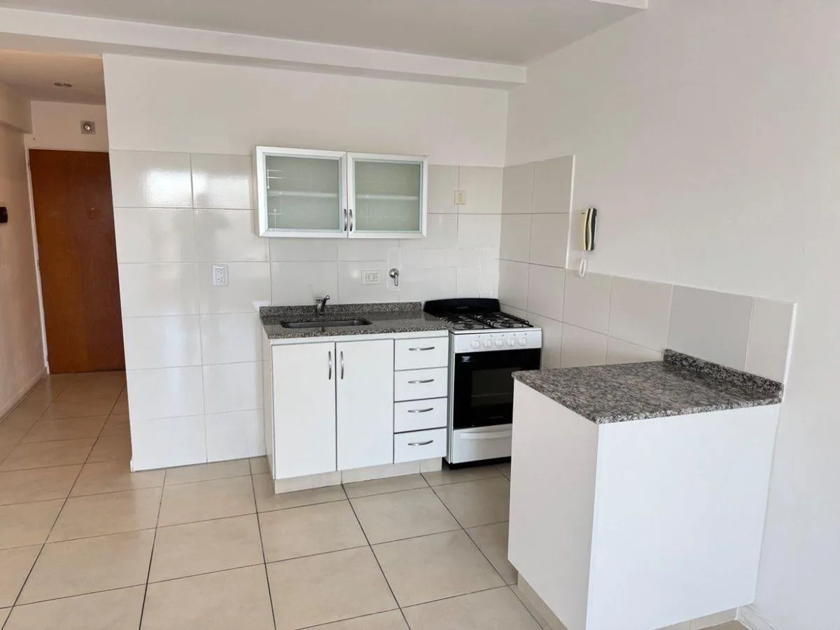 Departamento Monoambiente Al Frente con Balcón