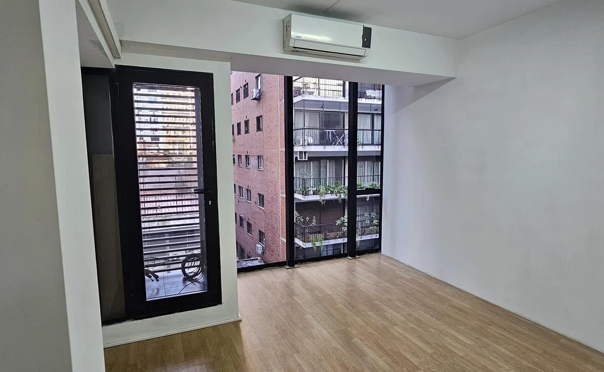 Marcelo T Alvear Al 1200 - Departamento / Oficina